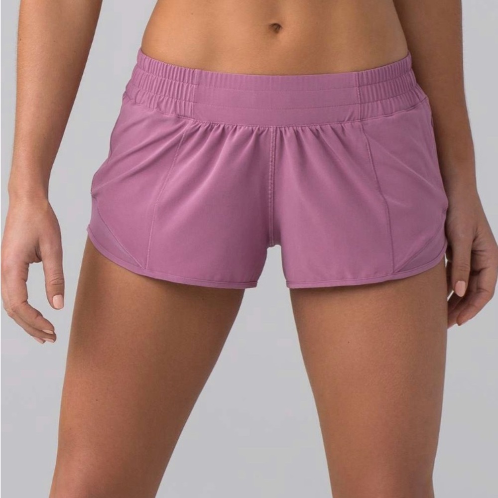 Lululemon Hotty Hot Short II *2.5" in Velvet Dust (RARE)
